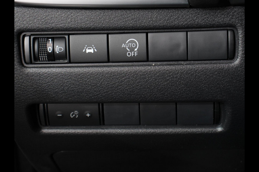 Nissan QASHQAI 1.3 MHEV Xtronic Acenta Navigatie Apple Carplay/Andoid Auto Parkeersensor achter Camera Adaptive Cruise Control Blind Spot Assist Stuur- en stoelverwarming Ledverlichting Climatronic