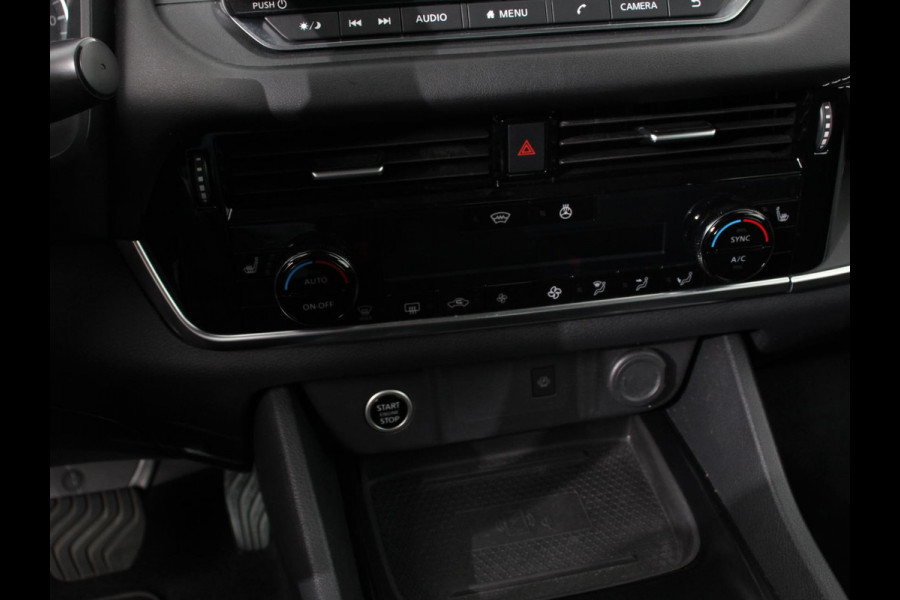 Nissan QASHQAI 1.3 MHEV Xtronic Acenta Navigatie Apple Carplay/Andoid Auto Parkeersensor achter Camera Adaptive Cruise Control Blind Spot Assist Stuur- en stoelverwarming Ledverlichting Climatronic