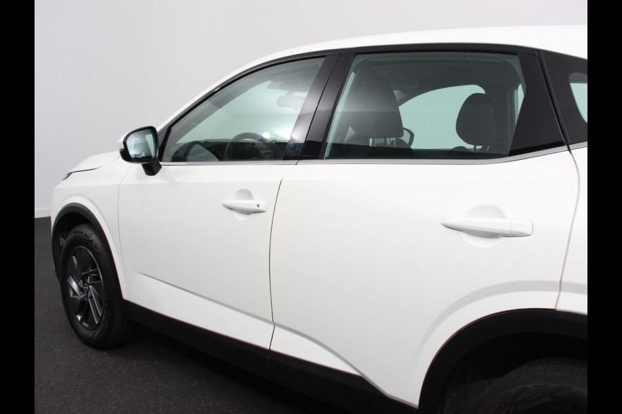 Nissan QASHQAI 1.3 MHEV Xtronic Acenta Navigatie Apple Carplay/Andoid Auto Parkeersensor achter Camera Adaptive Cruise Control Blind Spot Assist Stuur- en stoelverwarming Ledverlichting Climatronic