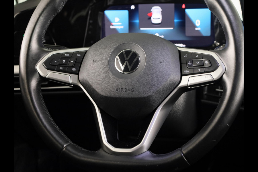 Volkswagen Golf 1.0 TSI Life 110 pk | Navigatie | Parkeersensoren | Adaptieve cruise control | LED koplampen | Apple Carplay/Android Auto |