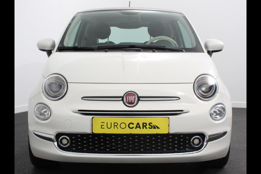 Fiat 500 1.0 Hybrid Dolcevita | Panorama dak | Climate Control | Cruise Control | Navigatie | Apple Carplay/Android Auto | Dab | Digitale Cockpit | Parkeer Sensoren | Lichtmetalen Velgen 16"  | Led