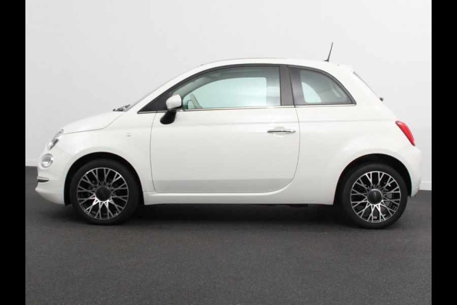Fiat 500 1.0 Hybrid Dolcevita | Panorama dak | Climate Control | Cruise Control | Navigatie | Apple Carplay/Android Auto | Dab | Digitale Cockpit | Parkeer Sensoren | Lichtmetalen Velgen 16"  | Led