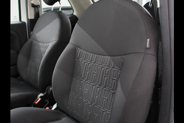 Fiat 500 1.0 Hybrid Dolcevita | Panorama dak | Climate Control | Cruise Control | Navigatie | Apple Carplay/Android Auto | Dab | Digitale Cockpit | Parkeer Sensoren | Lichtmetalen Velgen 16"  | Led