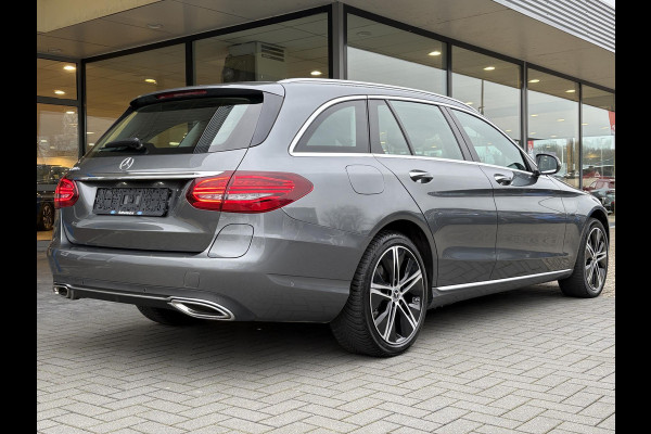 Mercedes-Benz C-Klasse Estate 300 e Avantgarde 320pk PHEV | Trekhaak | Adaptive cruise control | Stoelverwarming | Dodehoeksensoren | Elektrische stoelen met geheugenfunctie | Head up Display |
