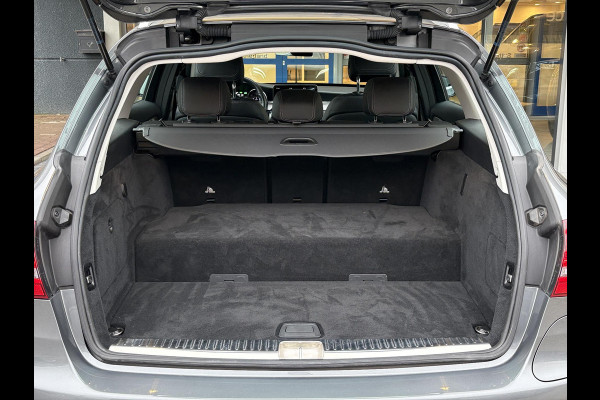 Mercedes-Benz C-Klasse Estate 300 e Avantgarde 320pk PHEV | Trekhaak | Adaptive cruise control | Stoelverwarming | Dodehoeksensoren | Elektrische stoelen met geheugenfunctie | Head up Display |