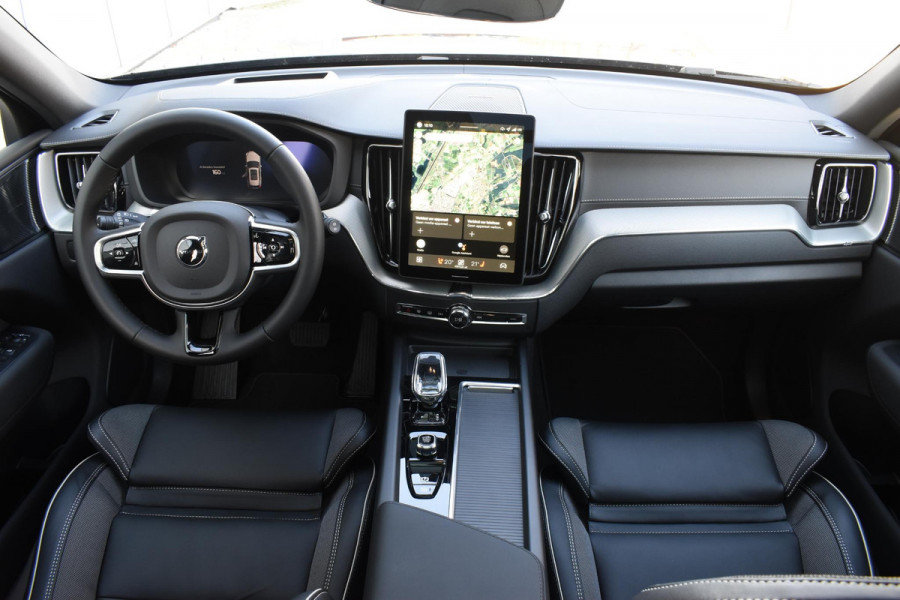 Volvo XC60 T6 350PK Plug-in hybrid Plus Black Edition