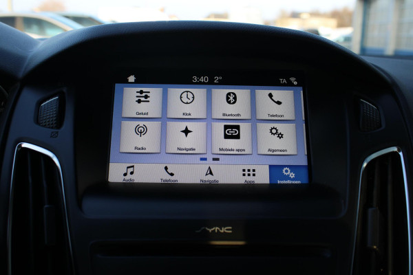 Ford FOCUS Wagon 1.0 Lease Edition | Trekhaak | Stoelverwarming | Airco | Cruise Control | Navigatie | CarPlay |