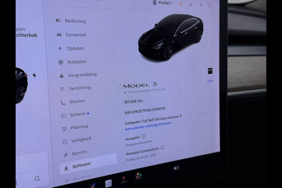 Tesla Model 3 RWD Plus SOH 92% Trekhaak Navi Ecc Leder Adap.Cruise Panoramadak Autopilot Camera Pdc Elek.Stoelen Memory DAB Led Stoelverwarming Intel Atom® Processor Isofix Dashcam Toybox 1e Eigenaar 1.000KG Trekgewicht Origineel Nederlandse Auto