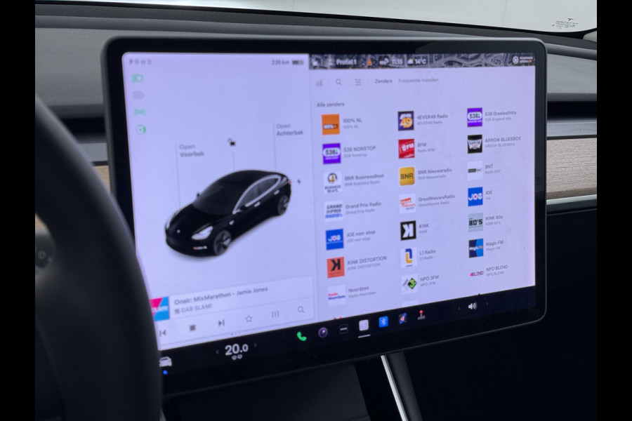 Tesla Model 3 RWD Plus SOH 92% Trekhaak Navi Ecc Leder Adap.Cruise Panoramadak Autopilot Camera Pdc Elek.Stoelen Memory DAB Led Stoelverwarming Intel Atom® Processor Isofix Dashcam Toybox 1e Eigenaar 1.000KG Trekgewicht Origineel Nederlandse Auto