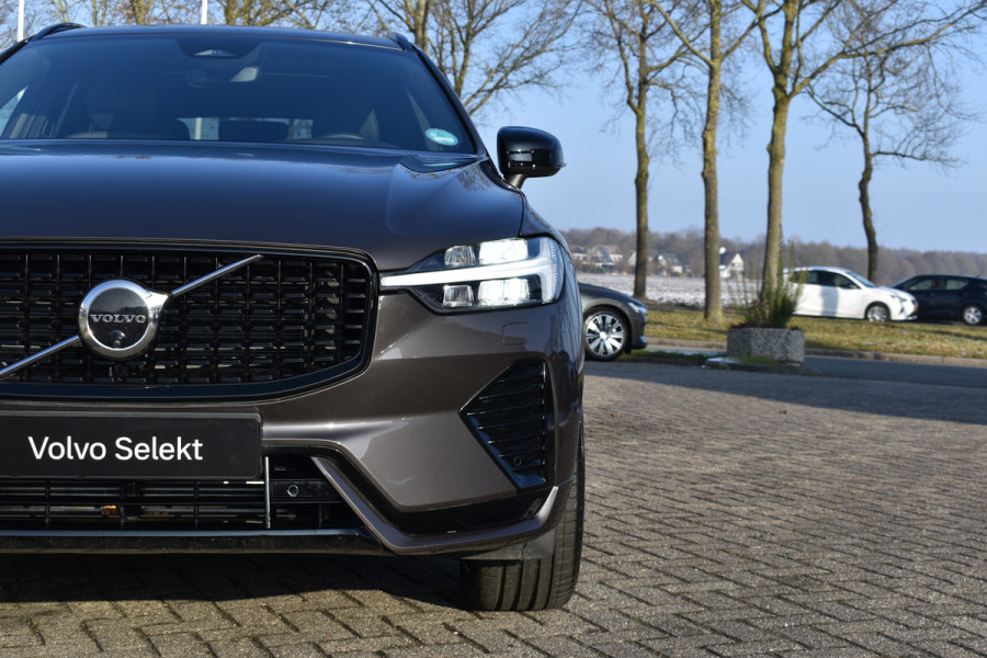 Volvo XC60 T6 350PK Plug-in hybrid AWD Plus Dark | 21" LMV | Luchtvering | H&K | Panodak | Contour stoelen | 360 Canera
