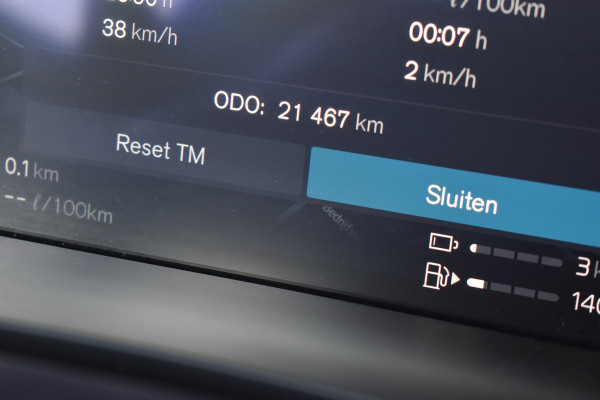 Volvo XC60 T6 350PK Plug-in hybrid AWD Plus Dark | 21" LMV | Luchtvering | H&K | Panodak | Contour stoelen | 360 Canera