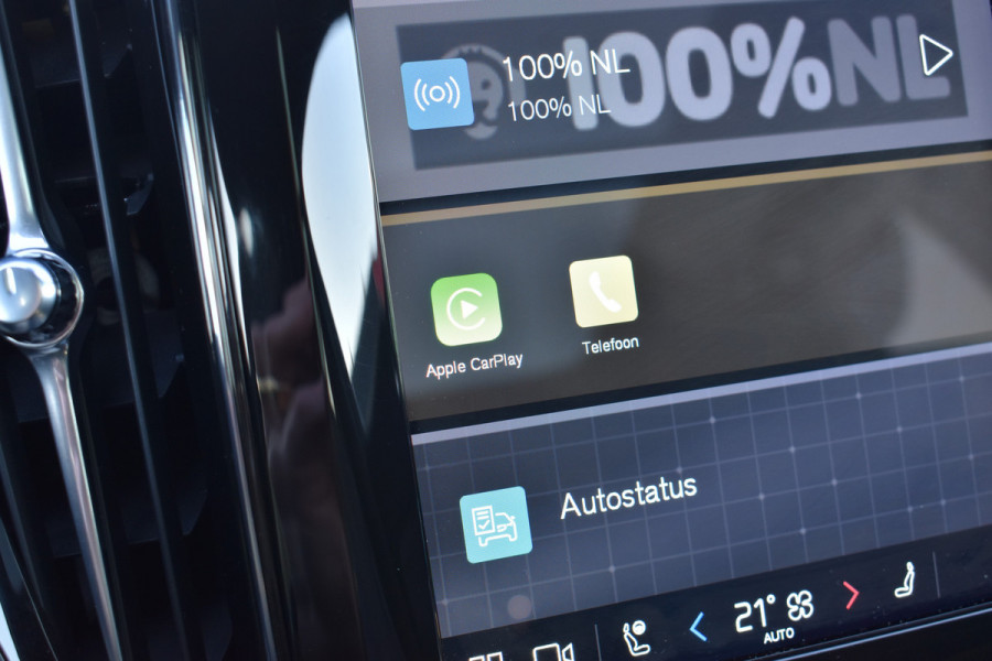 Volvo XC60 T6 350PK Plug-in hybrid AWD Plus Dark | 21" LMV | Luchtvering | H&K | Panodak | Contour stoelen | 360 Canera