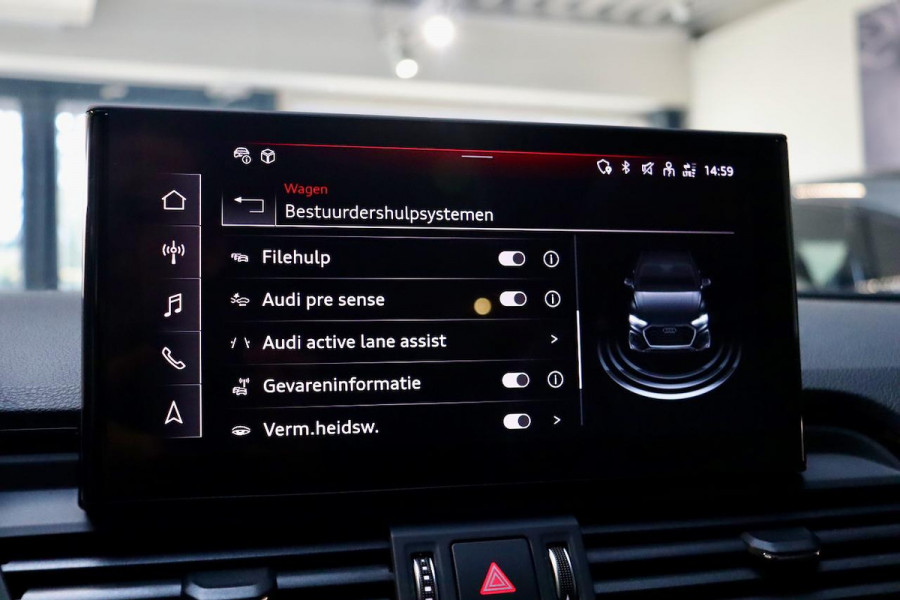 Audi Q5 55 TFSI e S edition Competition Full Options