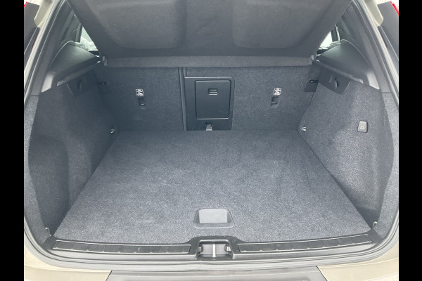 Volvo XC40 1.5 Automaat Pro Sportstoelen Carplay Hoge zit Business