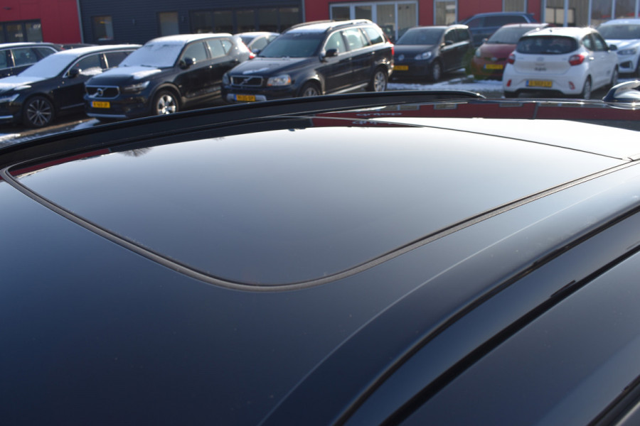 Volvo EX40 Extended Range 252PK Plus Black Ed. 82 kWh H&K | Panodak | Camera | 20"LMV | ACC | Blis