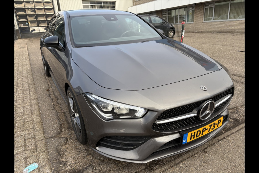 Mercedes-Benz CLA-Klasse Shooting Brake 180 d Business Solution AMG DAB Camera Stoelverwarming