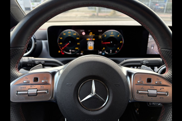 Mercedes-Benz CLA-Klasse Shooting Brake 180 d Business Solution AMG DAB Camera Stoelverwarming