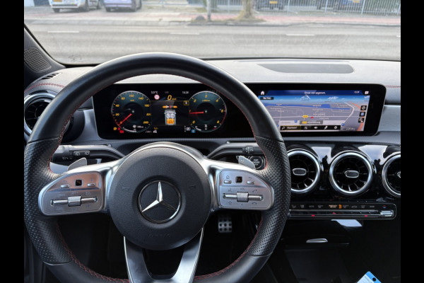 Mercedes-Benz CLA-Klasse Shooting Brake 180 d Business Solution AMG DAB Camera Stoelverwarming
