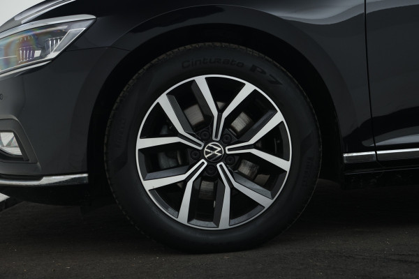 Volkswagen Passat Variant 2.0 TDI Elegance Business R Automaat, Leer, virtual, Climate,