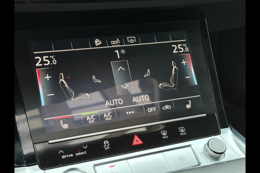 Audi e-tron 50 quattro Launch edition plus 71 kWh | Panoramadak | Leder | Camera Apple Carplay | Navi