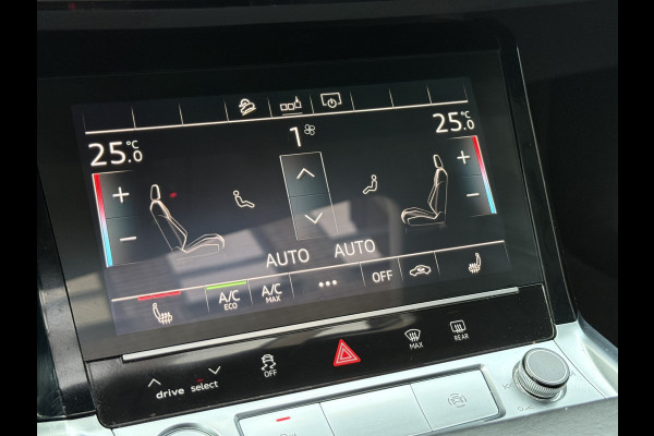 Audi e-tron 50 quattro Launch edition plus 71 kWh | Panoramadak | Leder | Camera Apple Carplay | Navi