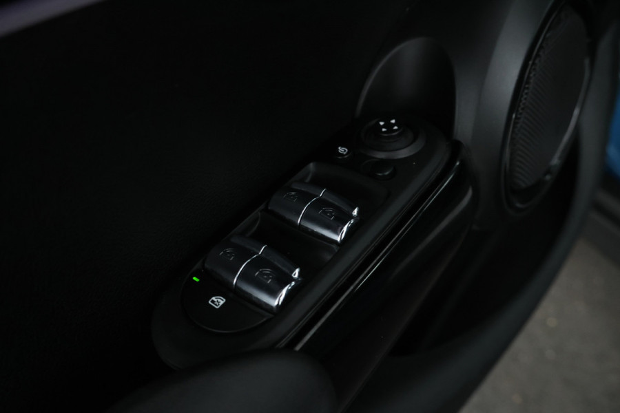 MINI Mini 1.5 One Business Edition 5 Deurs, navigatie, Climate,