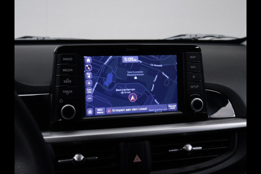 Kia Picanto 1.0 CVVT ComfortPlusLine Navigator Sport (APPLE CARPLAY,NAVI,CAMERA,CRUISE,LED,LAGE KMSTAND,SPORTSTOELEN,LM VELGEN)