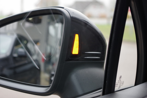 Volkswagen Tiguan 1.4 TSI 245 PK eHybrid R-Line Business+ Leder, Panoramadak, Matrix-LED, Adap. Cruise Control