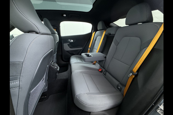 Polestar 2 PERFORMANCE LR AWD 78kWh Trekhaak Adap.Cruise Pano-Dak Harman&Kardon®-Audio Navi Ecc Apple Carplay Android Auto 360°Camera Dual  SOH 91% 4WD Stuur-Stoel-Achterbankverwarming Elek.Achterklep Privacy Glas Lmv 20" Led Dodehoekdetectie Rijstrooksensor Wifi 1e Eigenaar Volledig Dealeronderhouden Origineel Nederlandse Auto 1500kg Trekvermogen!