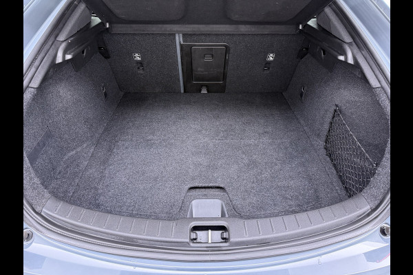 Polestar 2 PERFORMANCE LR AWD 78kWh Trekhaak Adap.Cruise Pano-Dak Harman&Kardon®-Audio Navi Ecc Apple Carplay Android Auto 360°Camera Dual  SOH 91% 4WD Stuur-Stoel-Achterbankverwarming Elek.Achterklep Privacy Glas Lmv 20" Led Dodehoekdetectie Rijstrooksensor Wifi 1e Eigenaar Volledig Dealeronderhouden Origineel Nederlandse Auto 1500kg Trekvermogen!