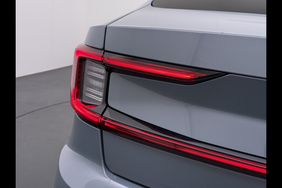 Polestar 2 PERFORMANCE LR AWD 78kWh Trekhaak Adap.Cruise Pano-Dak Harman&Kardon®-Audio Navi Ecc Apple Carplay Android Auto 360°Camera Dual  SOH 91% 4WD Stuur-Stoel-Achterbankverwarming Elek.Achterklep Privacy Glas Lmv 20" Led Dodehoekdetectie Rijstrooksensor Wifi 1e Eigenaar Volledig Dealeronderhouden Origineel Nederlandse Auto 1500kg Trekvermogen!
