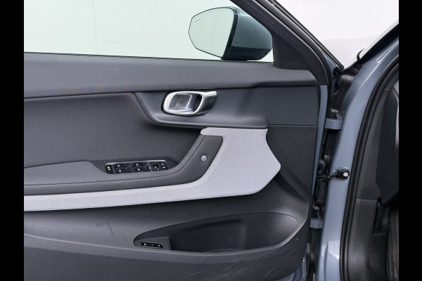 Polestar 2 PERFORMANCE LR AWD 78kWh Trekhaak Adap.Cruise Pano-Dak Harman&Kardon®-Audio Navi Ecc Apple Carplay Android Auto 360°Camera Dual  SOH 91% 4WD Stuur-Stoel-Achterbankverwarming Elek.Achterklep Privacy Glas Lmv 20" Led Dodehoekdetectie Rijstrooksensor Wifi 1e Eigenaar Volledig Dealeronderhouden Origineel Nederlandse Auto 1500kg Trekvermogen!