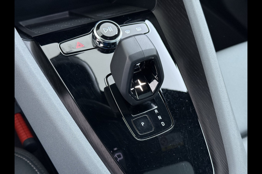 Polestar 2 PERFORMANCE LR AWD 78kWh Trekhaak Adap.Cruise Pano-Dak Harman&Kardon®-Audio Navi Ecc Apple Carplay Android Auto 360°Camera Dual  SOH 91% 4WD Stuur-Stoel-Achterbankverwarming Elek.Achterklep Privacy Glas Lmv 20" Led Dodehoekdetectie Rijstrooksensor Wifi 1e Eigenaar Volledig Dealeronderhouden Origineel Nederlandse Auto 1500kg Trekvermogen!