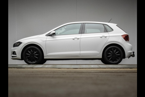 Volkswagen Polo 1.0 TSI Comfortline Sport (APPLE CARPLAY,GROOT NAVI,ADAPTIVE CRUISE,TREKHAAK,LED,SPORTSTOELEN,NETTE STAAT)