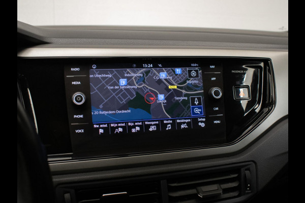 Volkswagen Polo 1.0 TSI Comfortline Sport (APPLE CARPLAY,GROOT NAVI,ADAPTIVE CRUISE,TREKHAAK,LED,SPORTSTOELEN,NETTE STAAT)