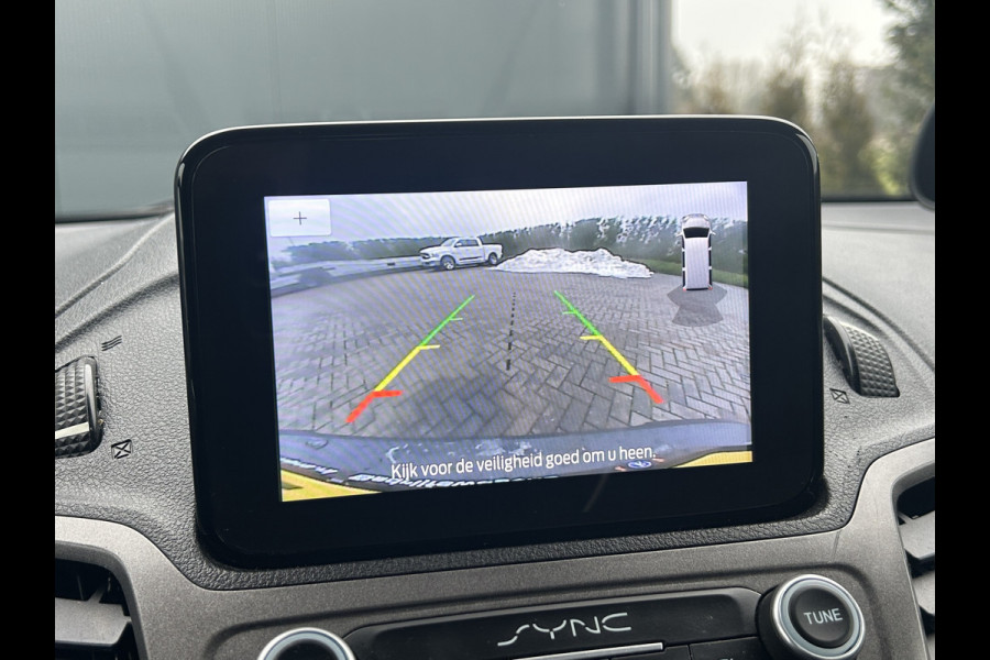 Ford Transit Connect 1.5 EcoBlue 100 PK E6 / AUTOMAAT / L2H1 / 1e EIG. / ACHTERKLEP / CAMERA / AFN TREKHAAK / AIRCO / CRUISE / NAVI / APPLE CARPLAY