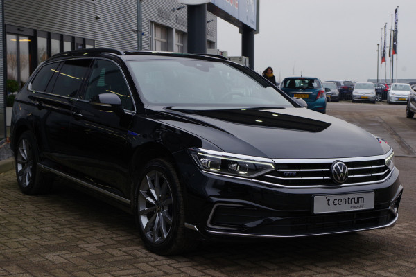 Volkswagen Passat Variant 1.4 TSI 218 PK PHEV GTE BNS PHEV, Trekhaak, Panoramadak, Massage, Adap. Cruise Control