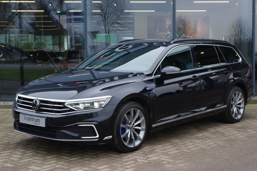 Volkswagen Passat Variant 1.4 TSI 218 PK PHEV GTE BNS PHEV, Trekhaak, Panoramadak, Massage, Adap. Cruise Control