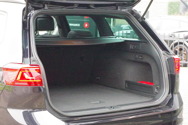 Volkswagen Passat Variant 1.4 TSI 218 PK PHEV GTE BNS PHEV, Trekhaak, Panoramadak, Massage, Adap. Cruise Control