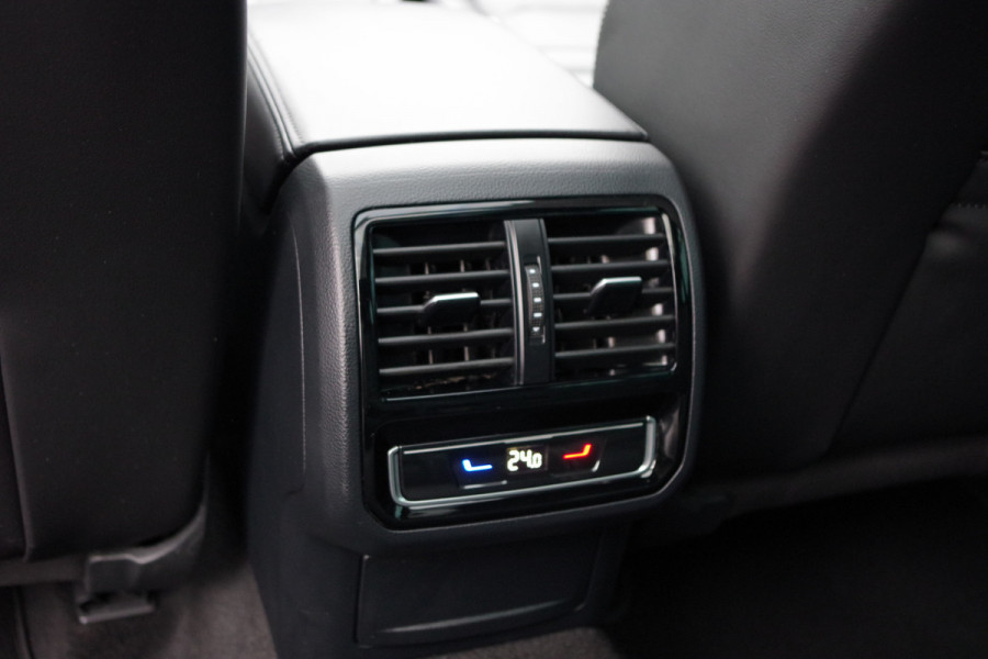 Volkswagen Passat Variant 1.4 TSI 218 PK PHEV GTE BNS PHEV, Trekhaak, Panoramadak, Massage, Adap. Cruise Control