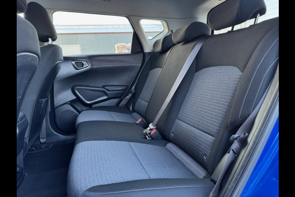 Kia e-Soul DynamicLine 64 kWh | €11.350 EX BTW | Camera | Navi | Winterpack | Head-up | BLIS | ACC | LED | 100% Kia onderhouden
