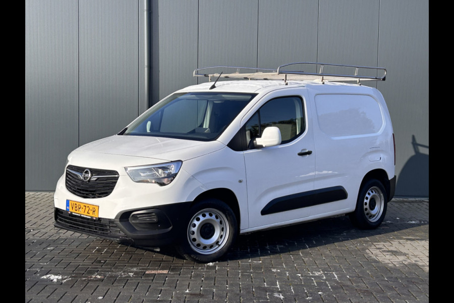 Opel Combo 1.6D / L1H1 / 1e EIG. / IMPERIAAL / INRICHTING / TREKHAAK / AIRCO / CRUISE / NAVI / APPLE CARPLAY