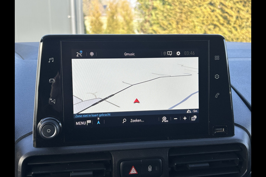 Opel Combo 1.6D / L1H1 / 1e EIG. / IMPERIAAL / INRICHTING / TREKHAAK / AIRCO / CRUISE / NAVI / APPLE CARPLAY