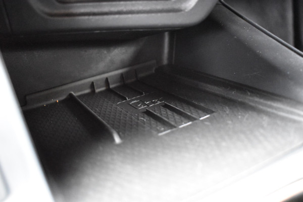 CUPRA Terramar 1.5 eTSI 150PK DSG BUSINESS SFEERVERL HEAD-UP/NAVI/CAMERA/LEDER MATRIX FABRIEKS GARANTIE