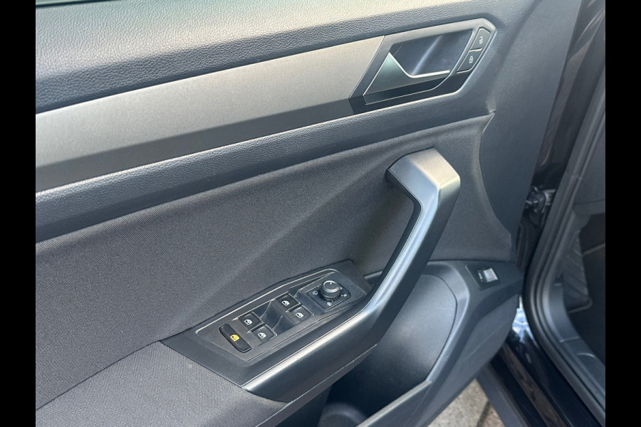 Volkswagen T-Roc 1.5 TSI Style Business