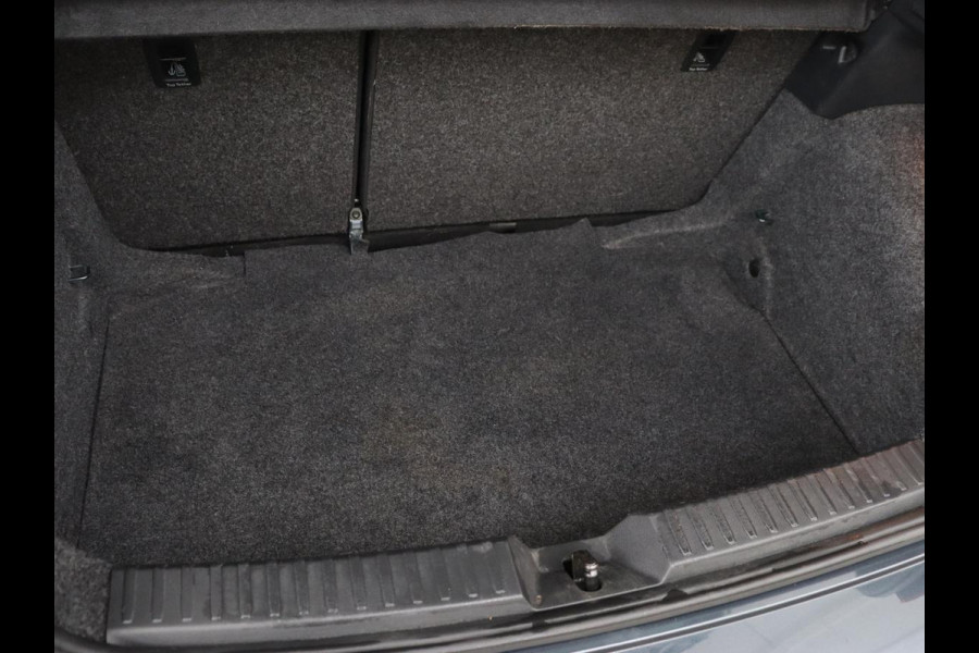 Seat Ibiza 1.0 TSI Style Intens | 76.600km NAP | Carplay | Trekhaak | Camera | Adaptive cruise | Climate control | Navigatie | Parkeerhulp | Bluetooth | Getint glas