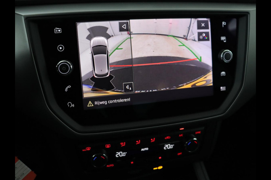 Seat Ibiza 1.0 TSI Style Intens | 76.600km NAP | Carplay | Trekhaak | Camera | Adaptive cruise | Climate control | Navigatie | Parkeerhulp | Bluetooth | Getint glas