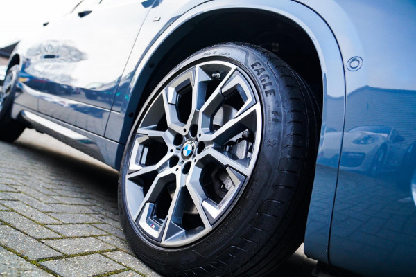 BMW X2 XDrive25e Business Edition Plus| Headup | Camera | Stoelverwarming | Pano