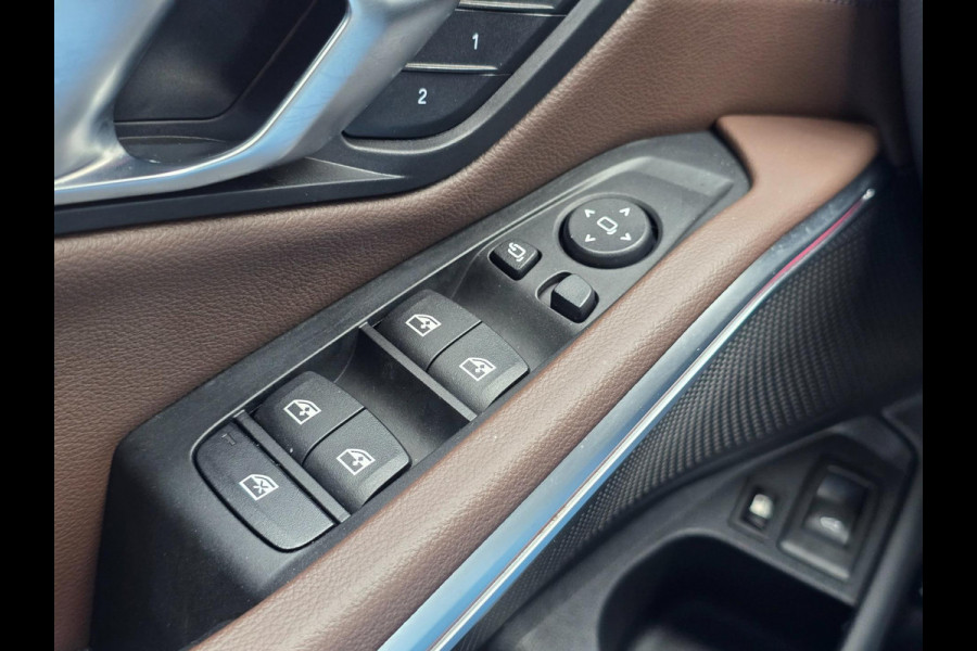 BMW 3 Serie Touring 330e M-Sport Panoramadak|Headup|Memorystoelen|Camera|Carplay|Cruise|Sfeerverlichting