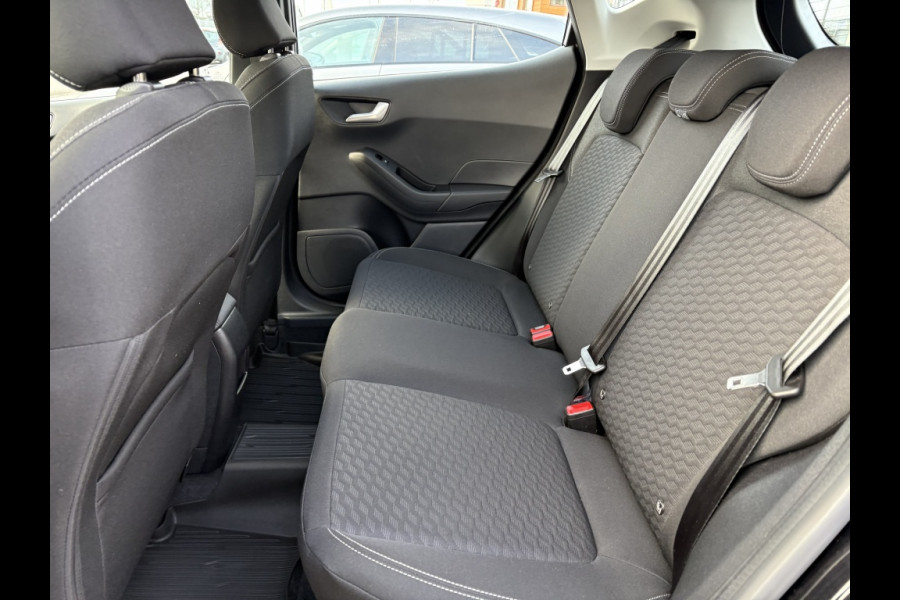 Ford Fiesta 1.0 EcoBoost Hybrid Titanium